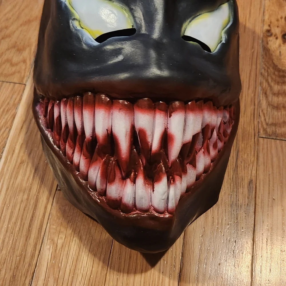 VENOM MASK ADULT UNISEX WILD FREAKY LOOKING SOFT COSPLAY DRESS UP COSTUME OSFM